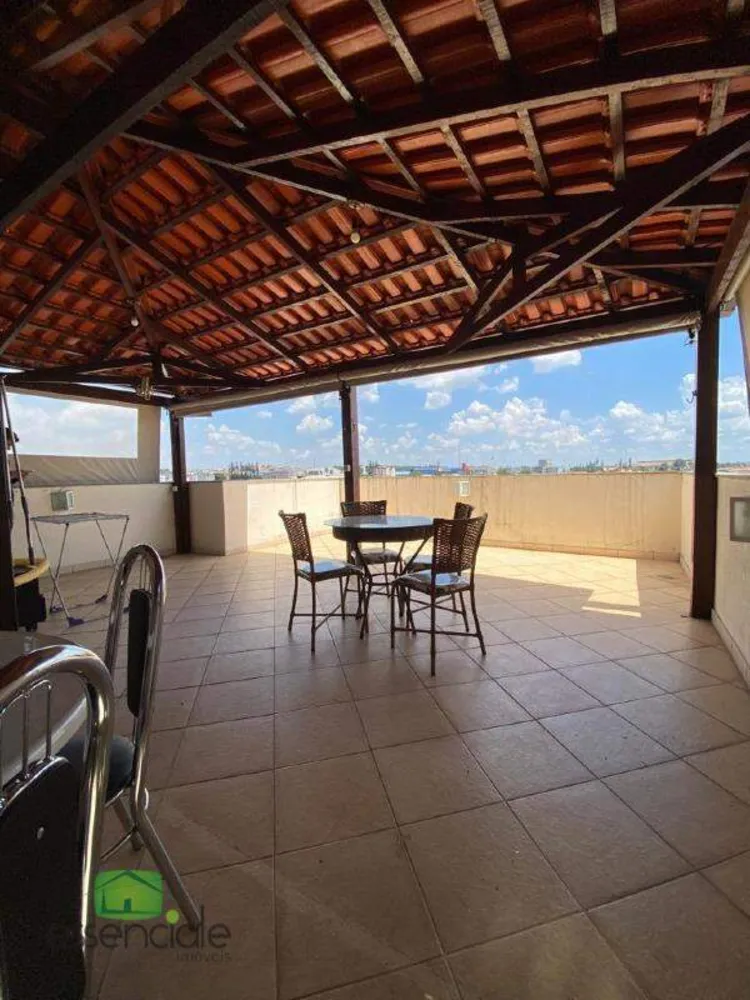 Cobertura, 3 quartos, 197 m² - Foto 12