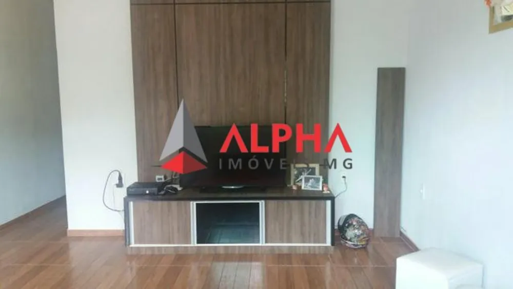 Casa, 4 quartos, 236 m² - Foto 2