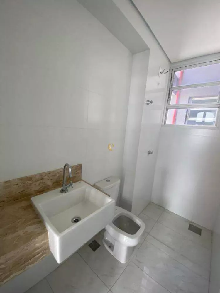 Apartamento à venda com 1 quarto, 40m² - Foto 4