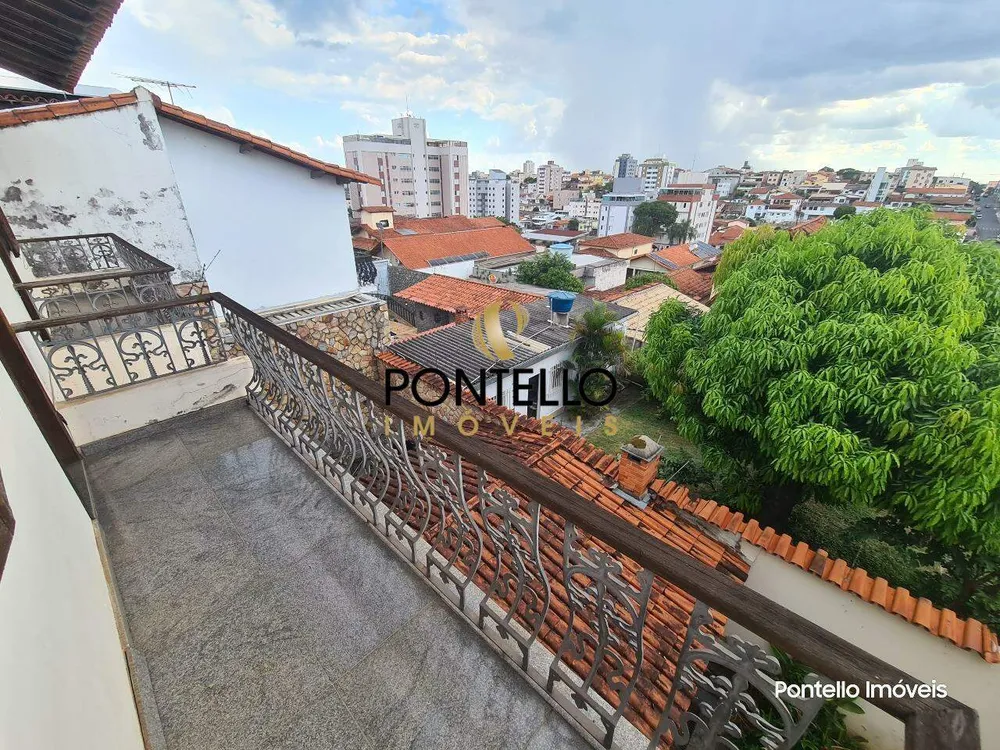 Casa, 4 quartos, 328 m² - Foto 20