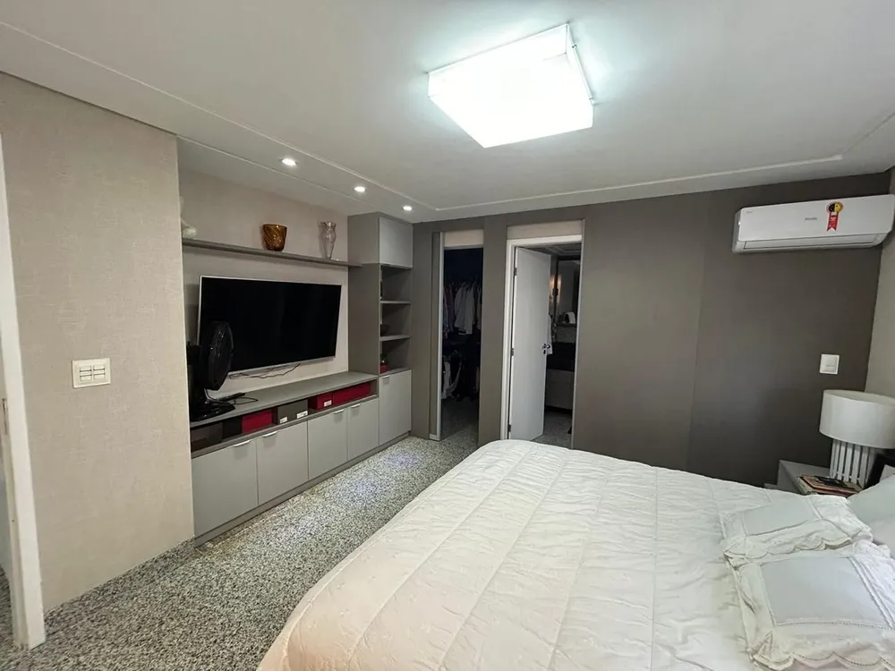 Apartamento, 4 quartos, 210 m² - Foto 1