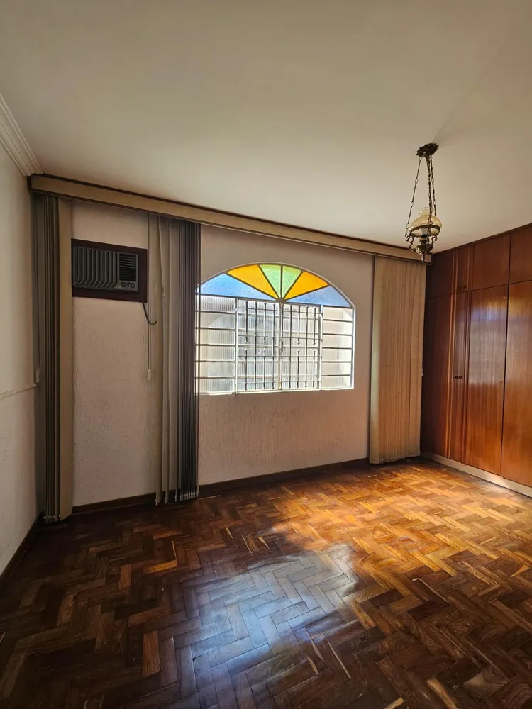 Casa, 3 quartos, 249 m² - Foto 10
