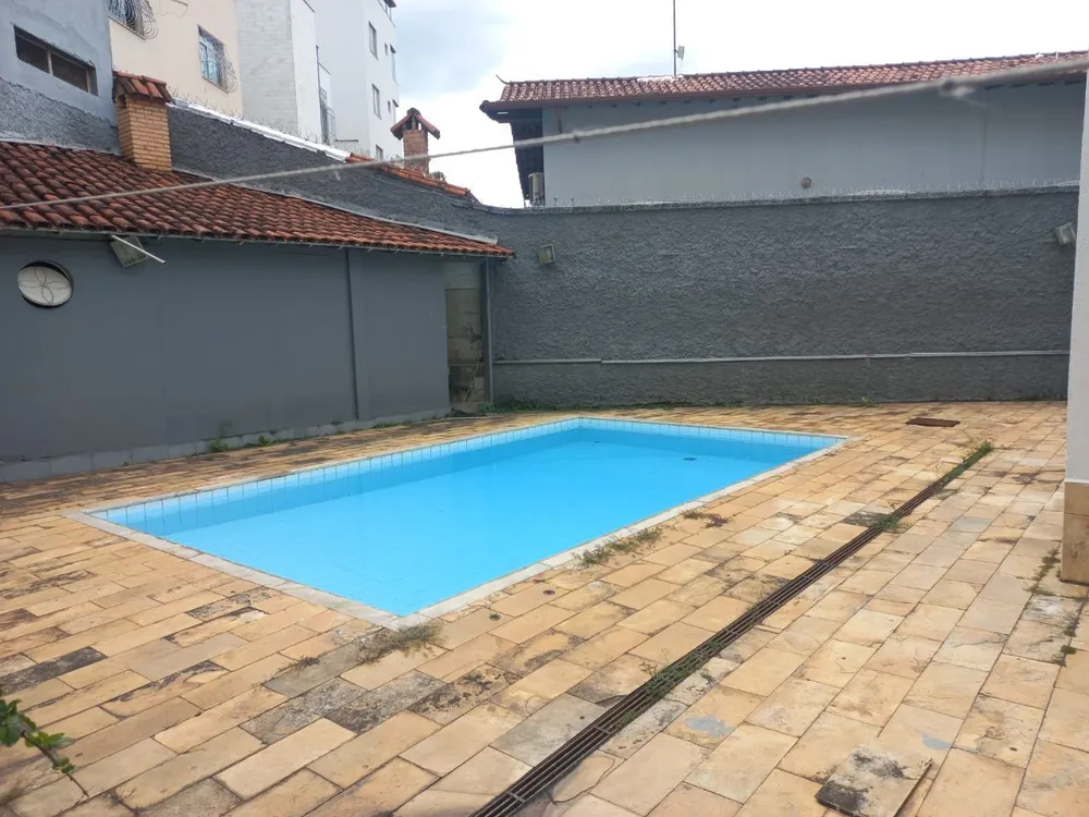 Casa, 3 quartos, 317 m² - Foto 1