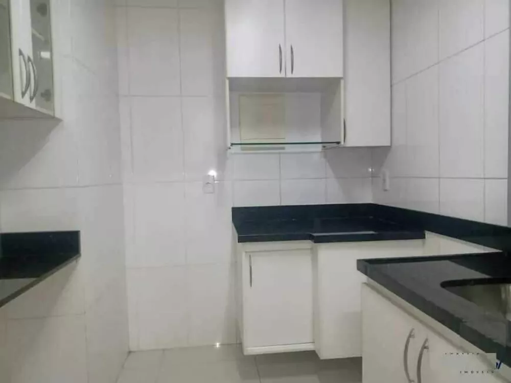 Apartamento à venda com 2 quartos, 80m² - Foto 13