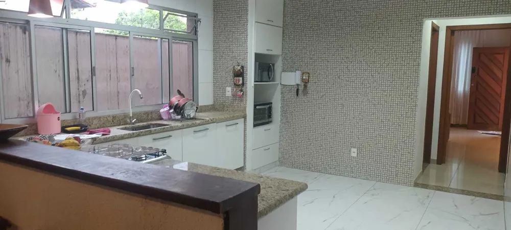 Casa, 6 quartos, 230 m² - Foto 7