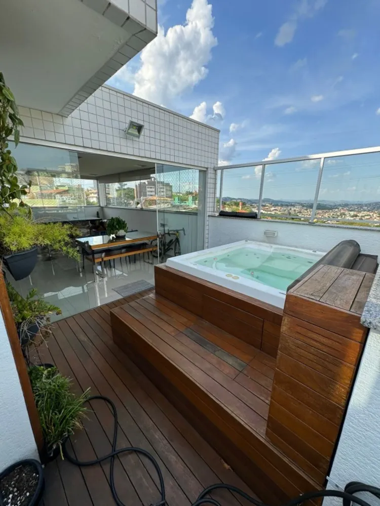 Cobertura, 4 quartos, 248 m² - Foto 1