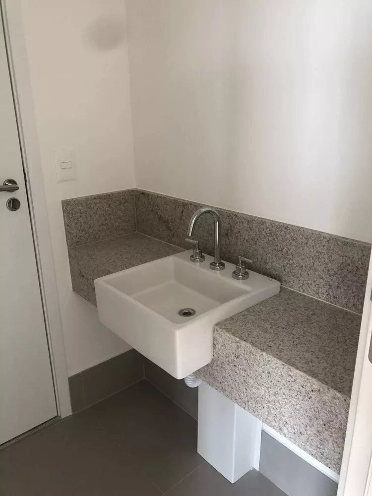 Apartamento à venda com 4 quartos, 143m² - Foto 4