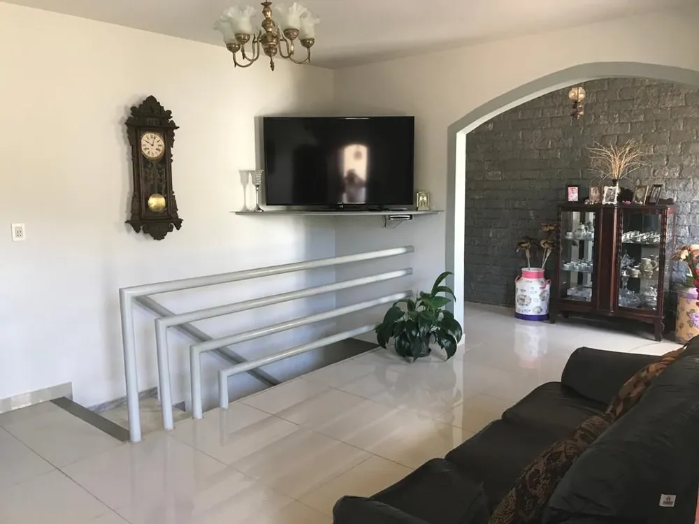 Casa, 4 quartos, 285 m² - Foto 4