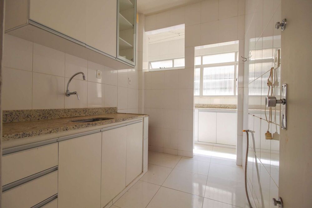 Apartamento à venda com 3 quartos, 110m² - Foto 7