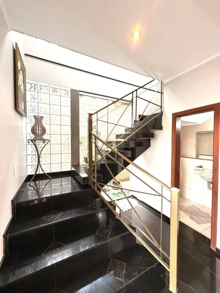 Casa, 4 quartos, 197 m² - Foto 11