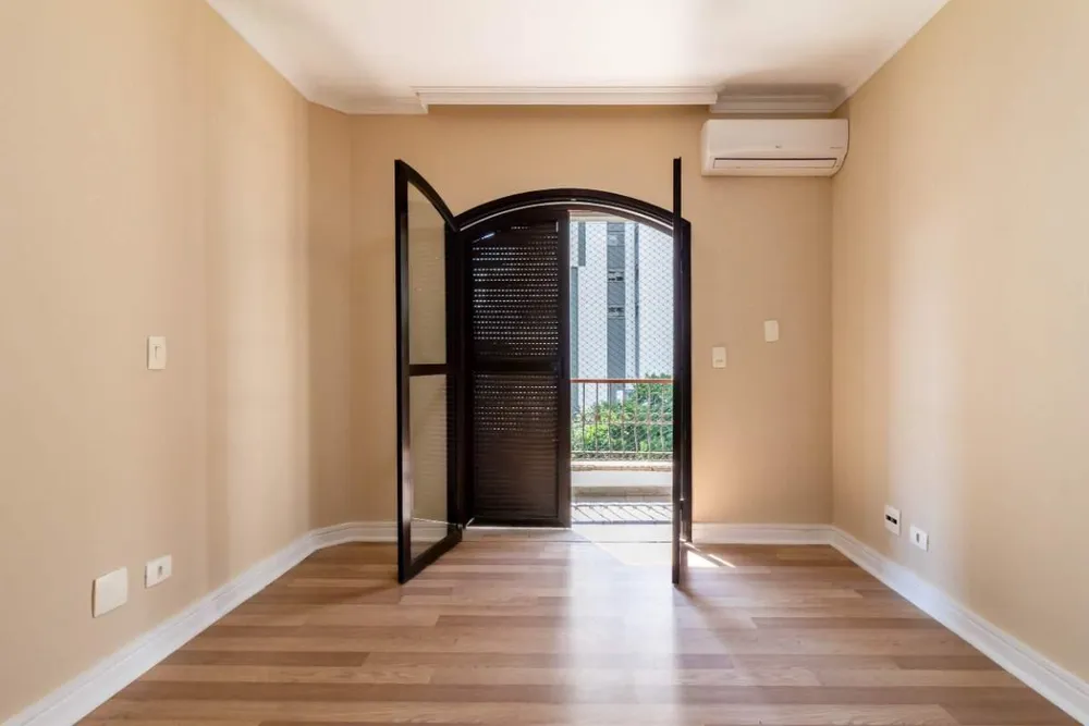 Apartamento, 3 quartos, 159 m² - Foto 2