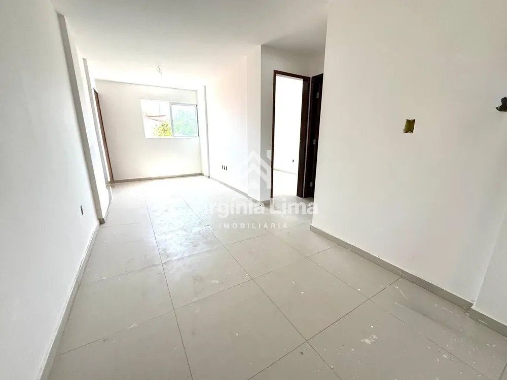 Apartamento, 2 quartos, 405 m² - Foto 2