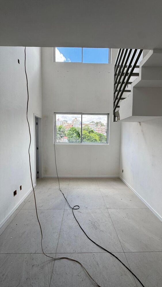 Cobertura à venda com 3 quartos, 130m² - Foto 1