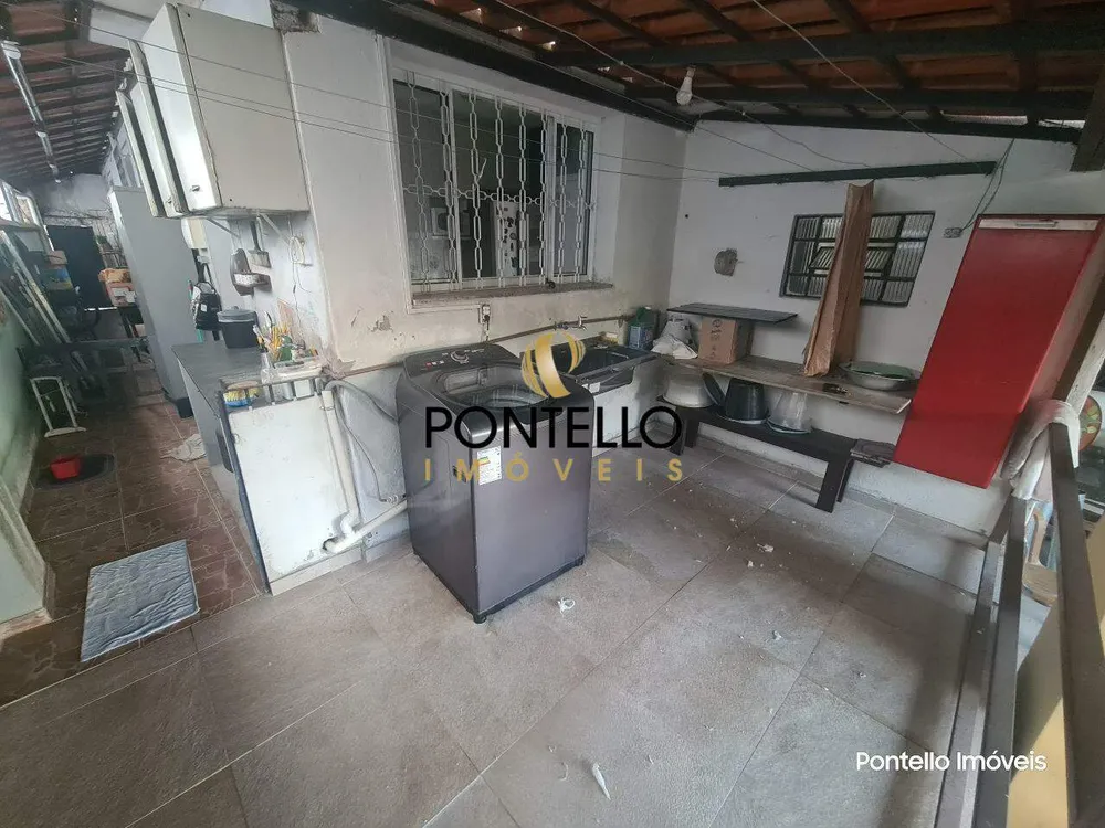 Casa, 4 quartos, 240 m² - Foto 9