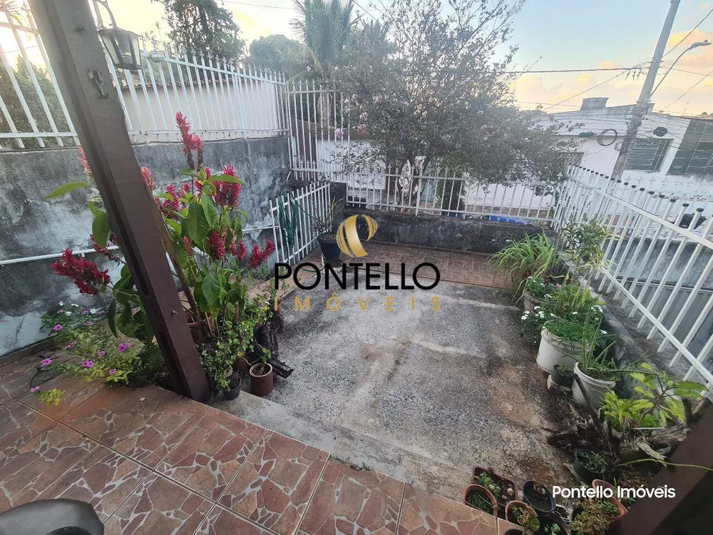 Casa, 4 quartos, 240 m² - Foto 2