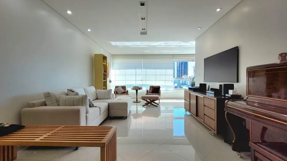 Apartamento, 3 quartos, 148 m² - Foto 1