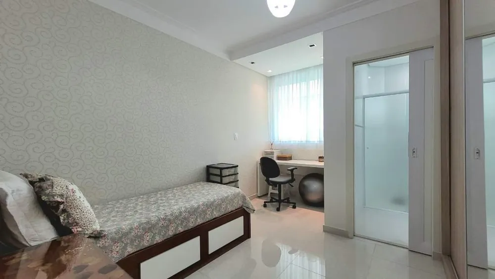 Apartamento, 3 quartos, 148 m² - Foto 2
