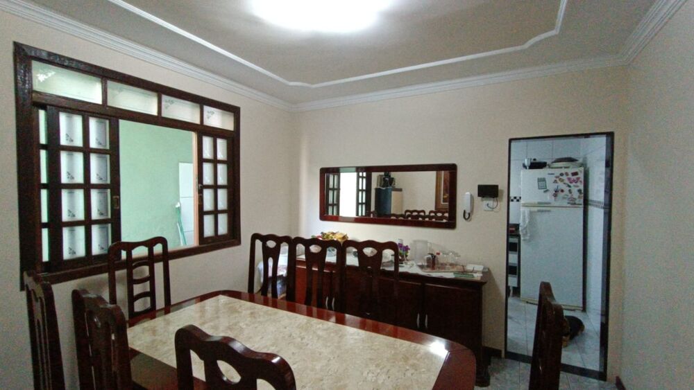 Casa à venda com 3 quartos, 156m² - Foto 3