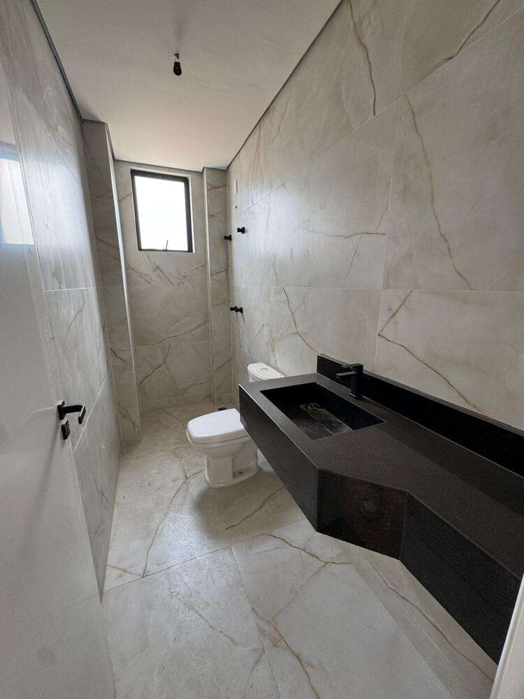 Apartamento à venda com 3 quartos, 80m² - Foto 2