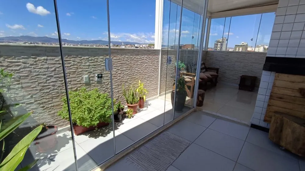Cobertura, 3 quartos, 130 m² - Foto 1