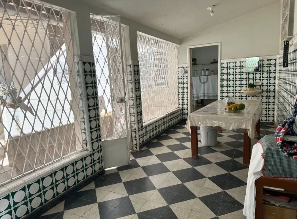Casa, 5 quartos, 242 m² - Foto 4