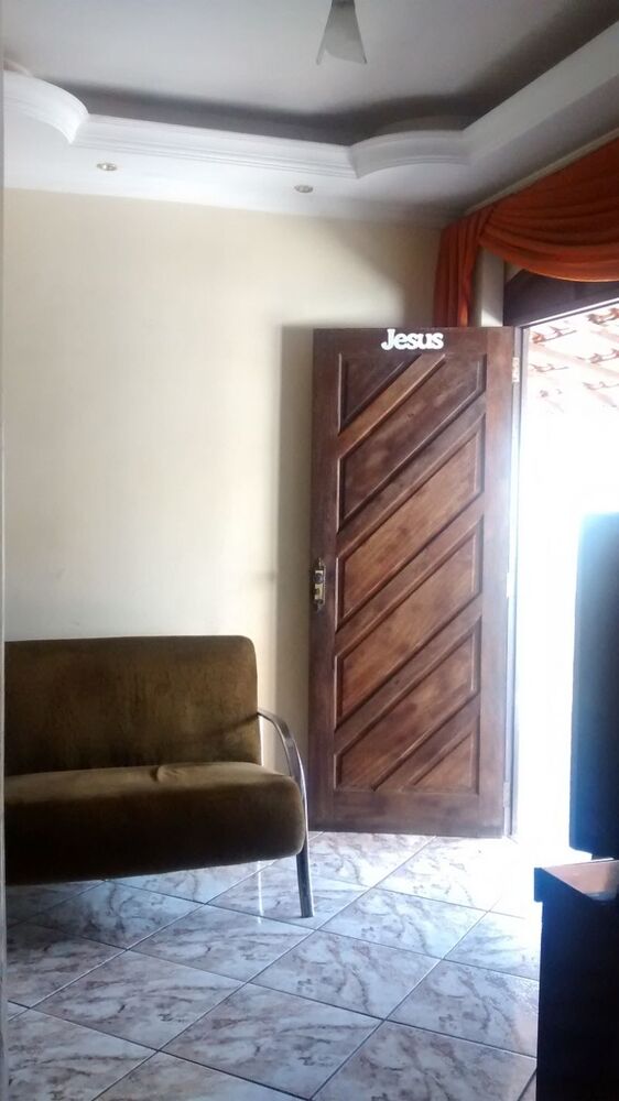 Casa à venda com 3 quartos, 120m² - Foto 2