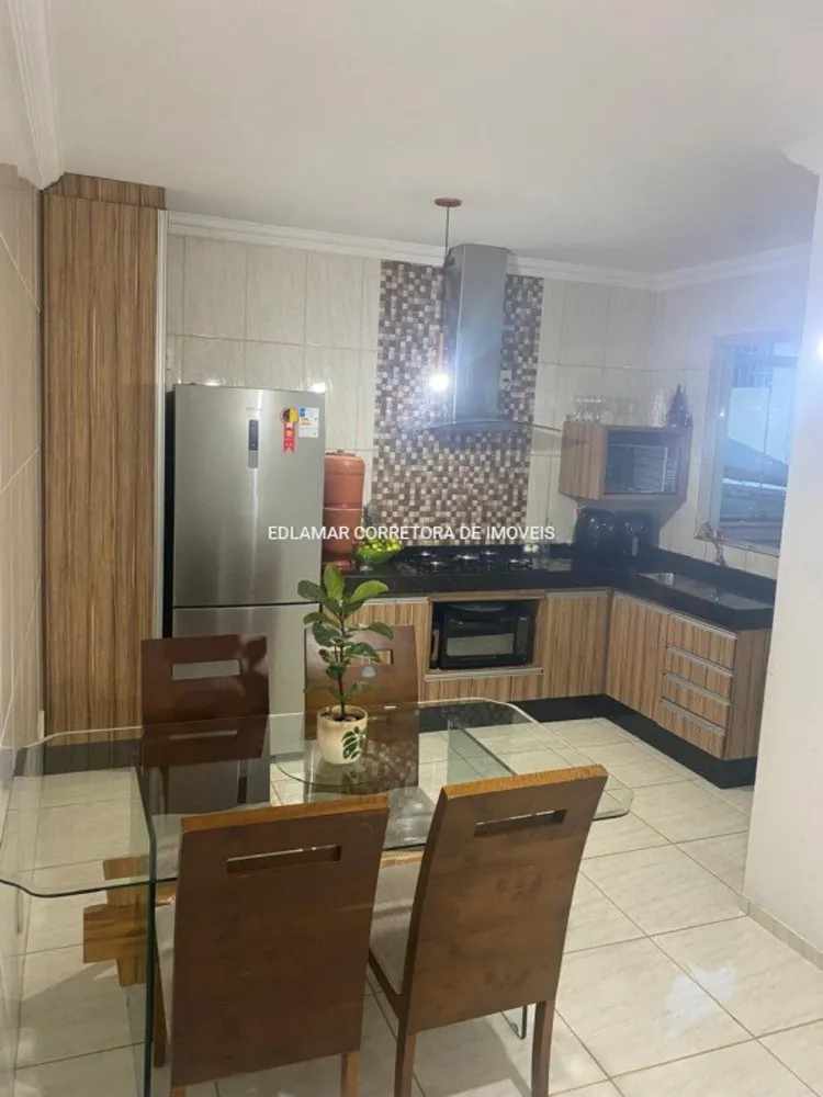 Casa, 3 quartos, 171 m² - Foto 3