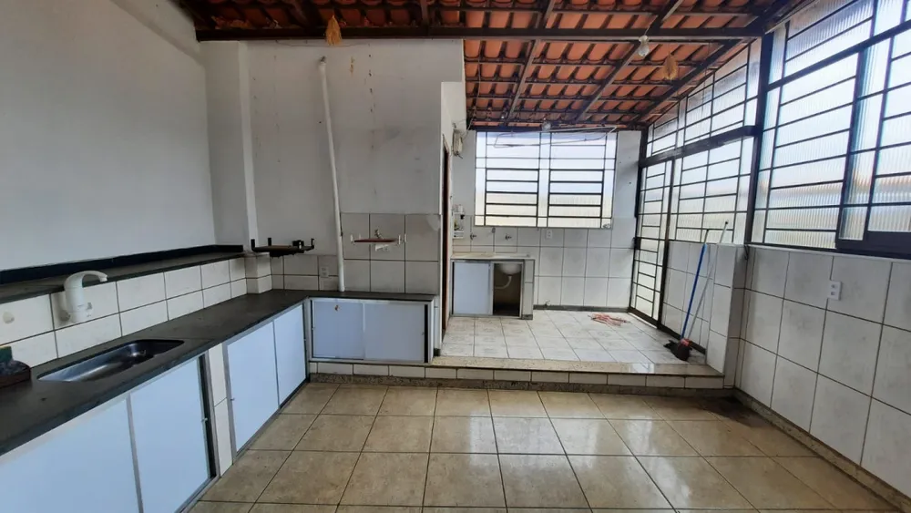 Casa, 3 quartos, 352 m² - Foto 6