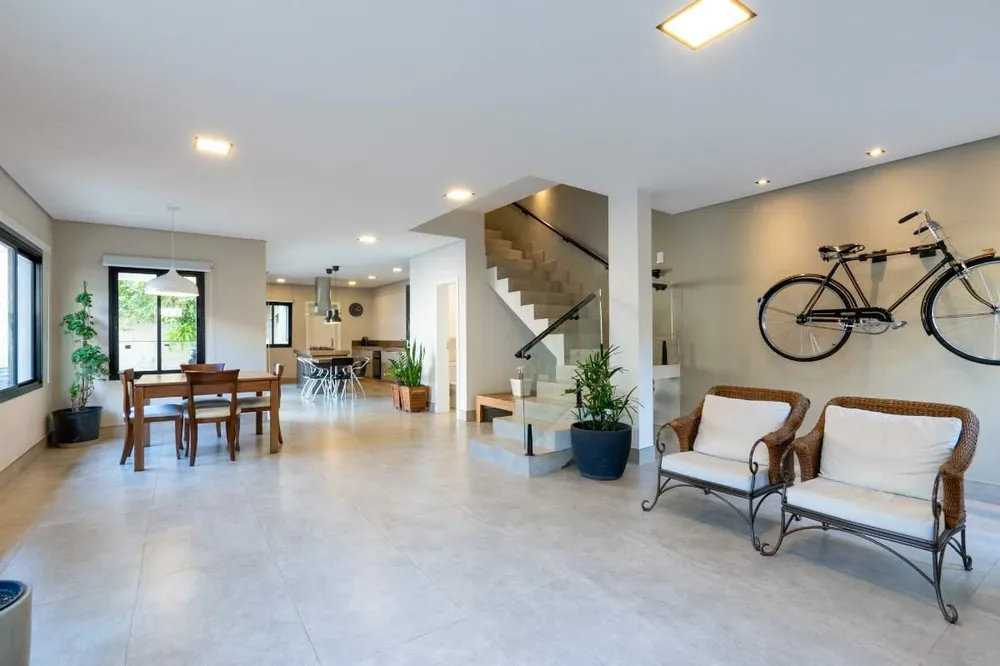 Casa, 3 quartos, 240 m² - Foto 1