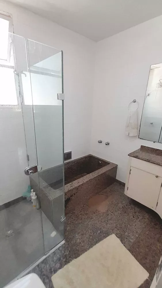 Apartamento à venda com 4 quartos, 230m² - Foto 14