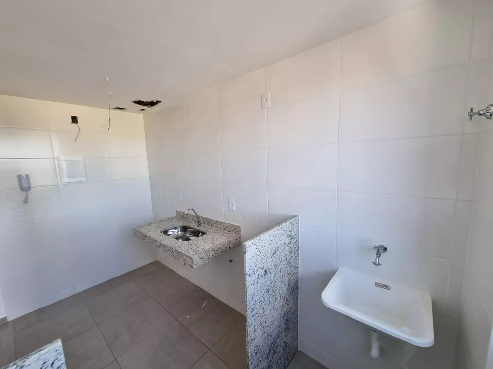 Apartamento à venda com 2 quartos, 45m² - Foto 2