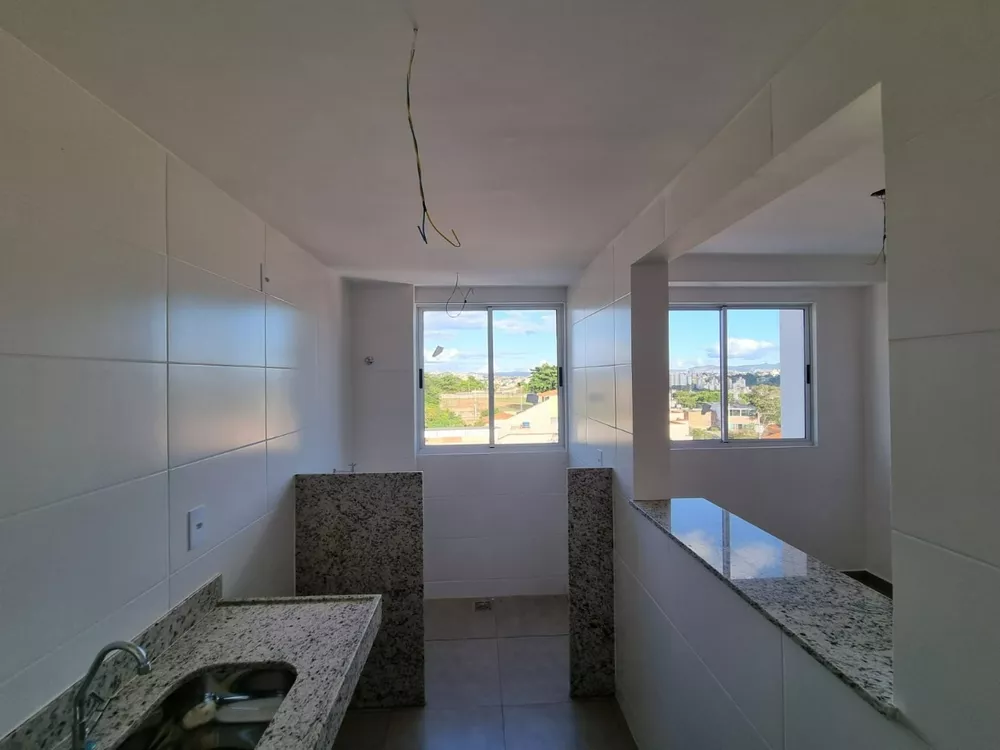 Apartamento à venda com 2 quartos, 45m² - Foto 3