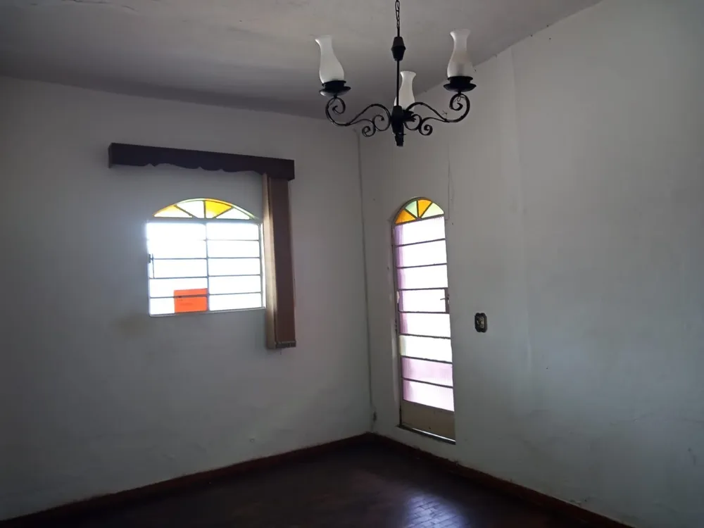 Casa, 5 quartos, 290 m² - Foto 2
