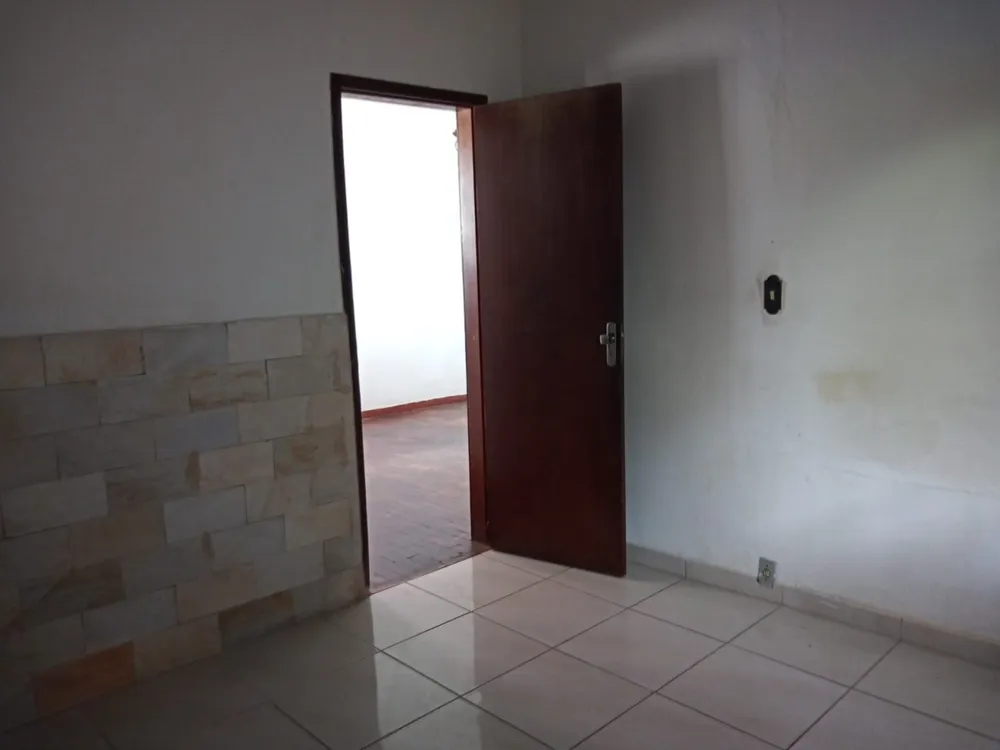Casa, 5 quartos, 290 m² - Foto 4