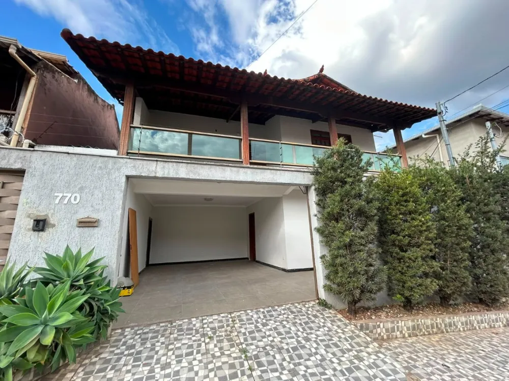 Casa, 3 quartos, 366 m² - Foto 1