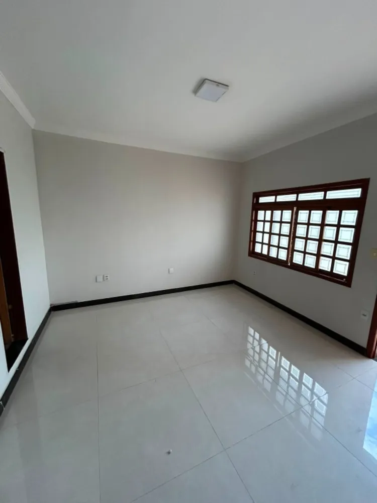 Casa, 3 quartos, 366 m² - Foto 2