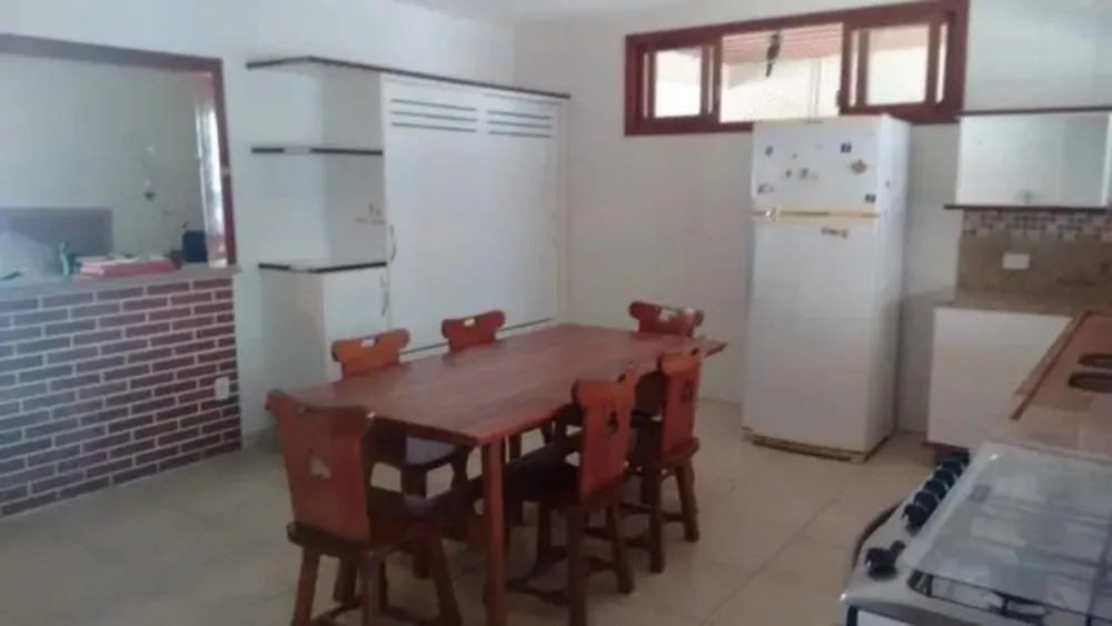 Casa, 3 quartos, 208 m² - Foto 2