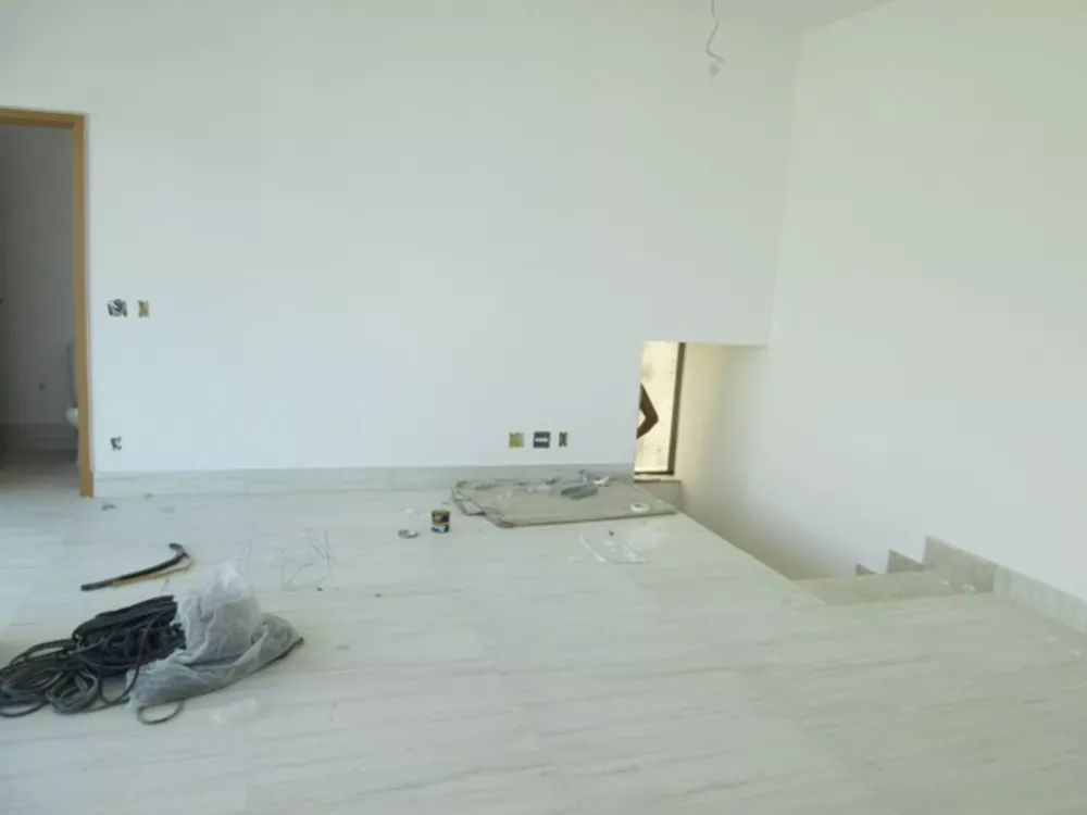 Apartamento à venda com 4 quartos, 158m² - Foto 17