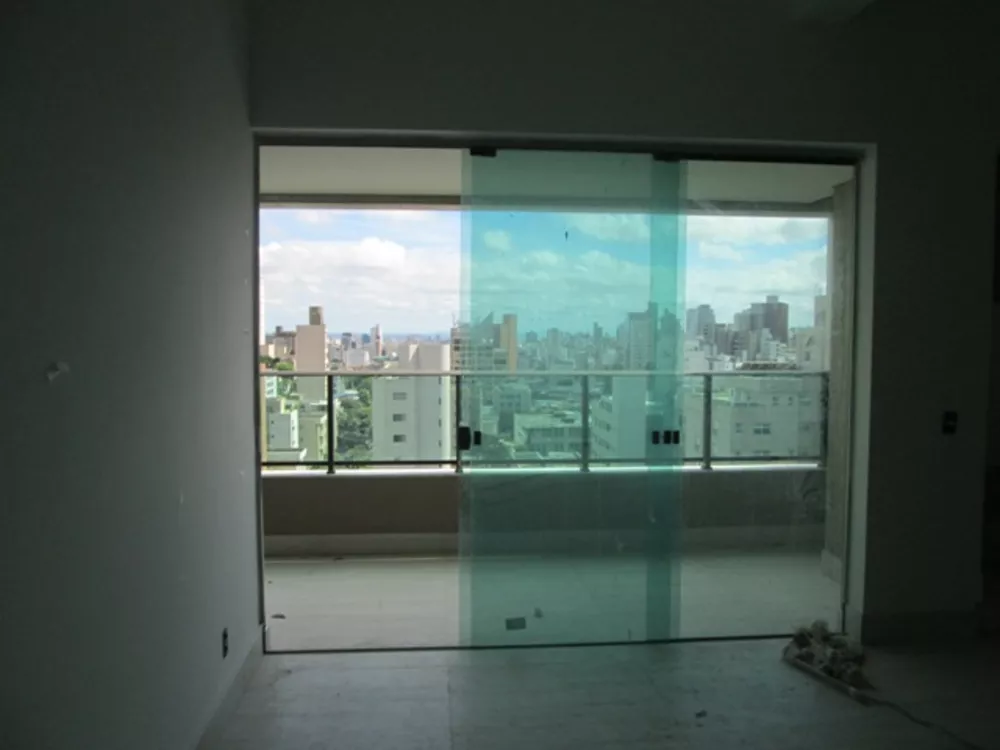 Apartamento à venda com 4 quartos, 158m² - Foto 15