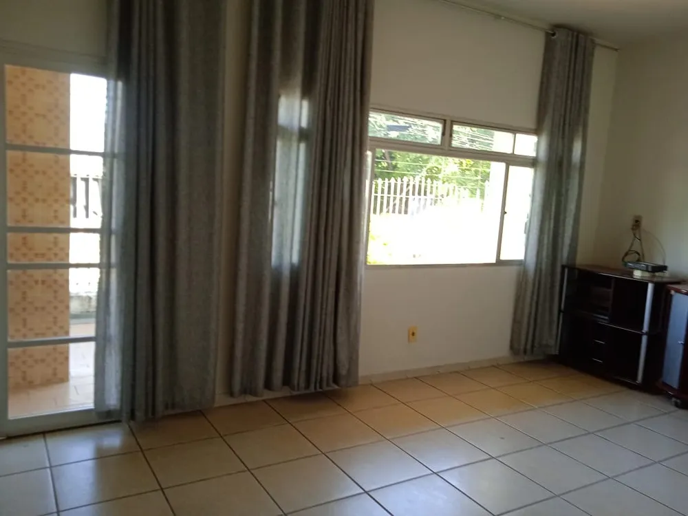Casa, 3 quartos, 387 m² - Foto 1