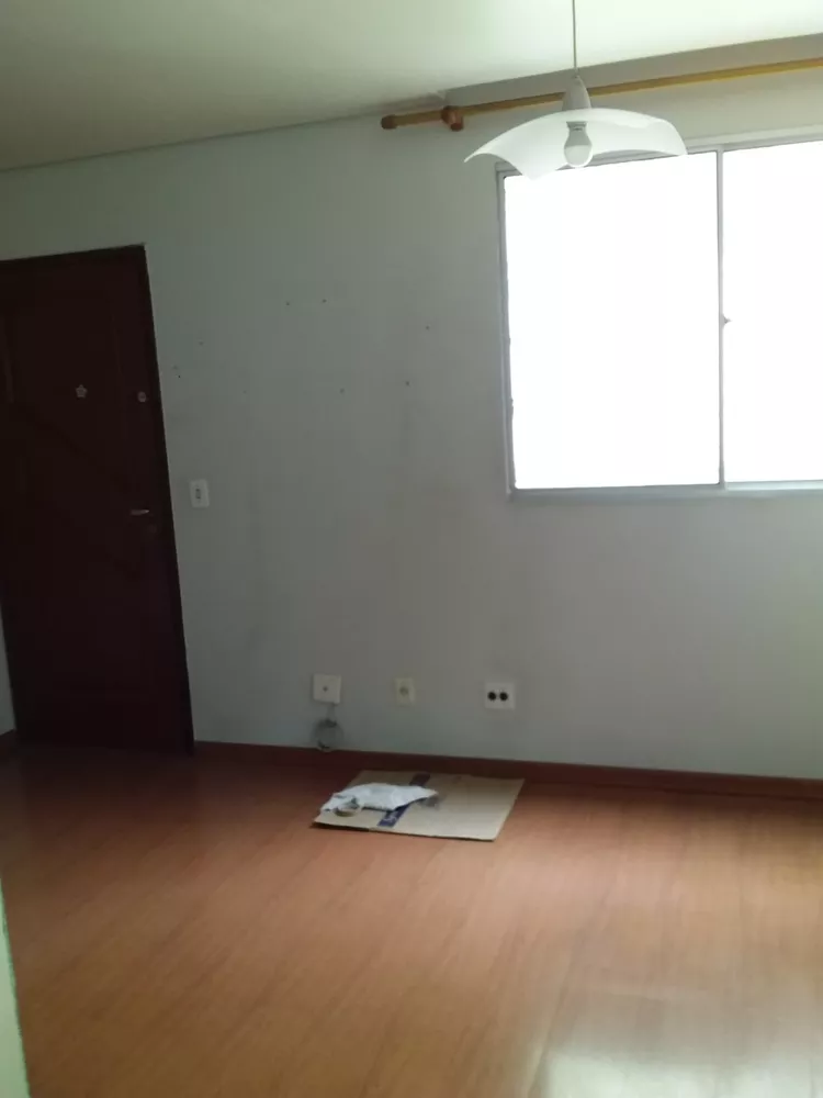 Apartamento à venda com 2 quartos, 63m² - Foto 3