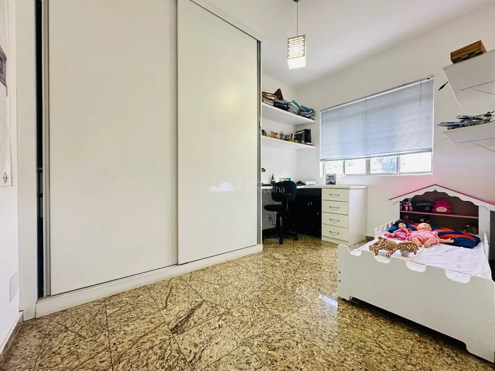 Apartamento à venda com 4 quartos, 180m² - Foto 19