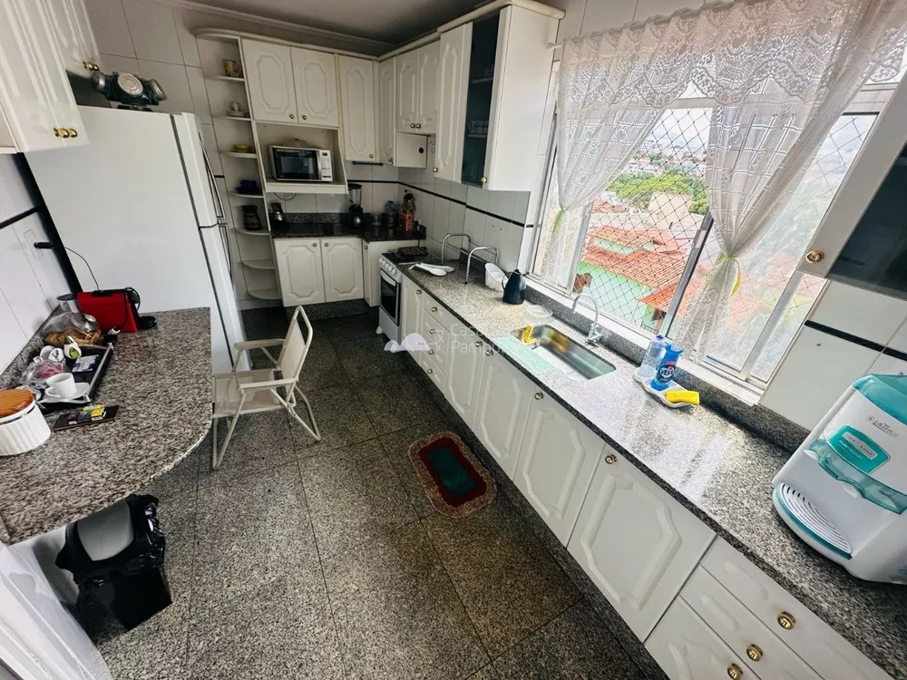 Apartamento à venda com 4 quartos, 180m² - Foto 5