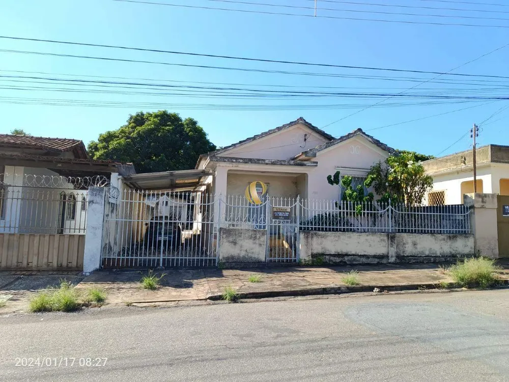 Casa, 4 quartos, 138 m² - Foto 2