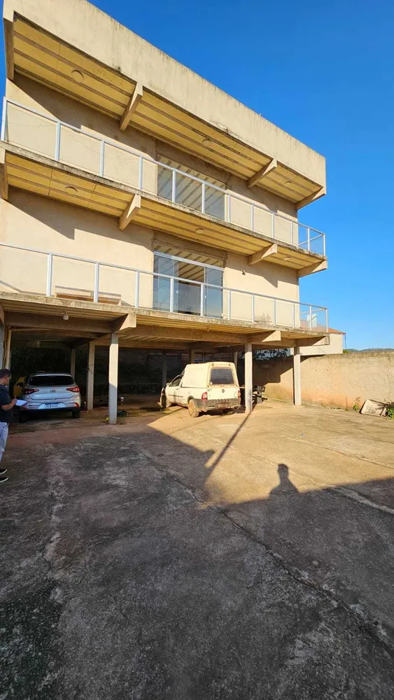 Casa, 4 quartos, 340 m² - Foto 1