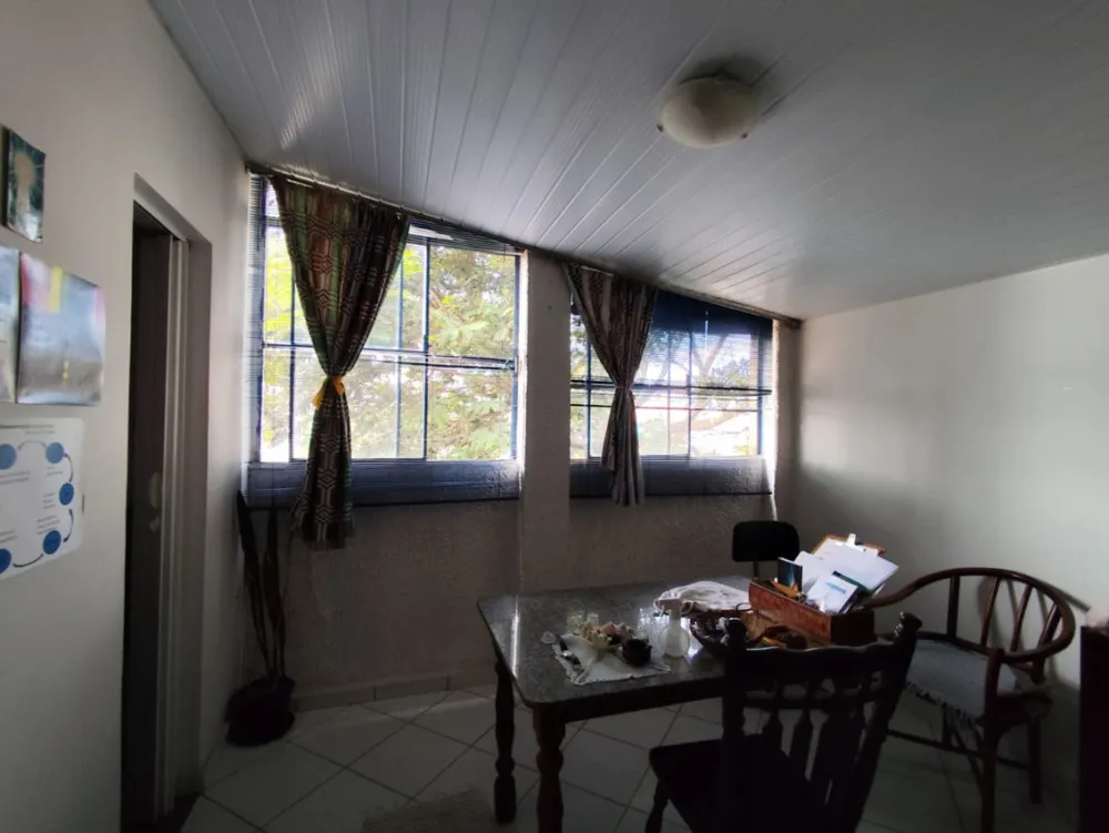 Casa, 6 quartos, 223 m² - Foto 9