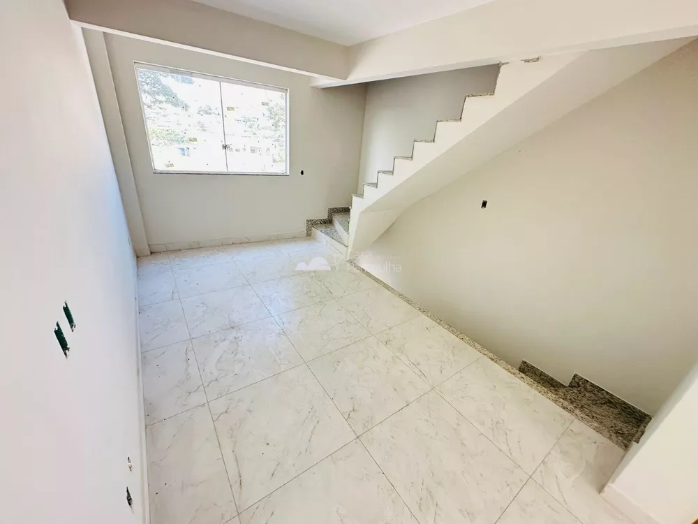 Casa à venda com 2 quartos, 110m² - Foto 6