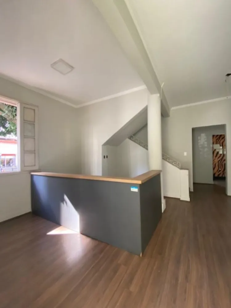 Casa, 4 quartos, 270 m² - Foto 3