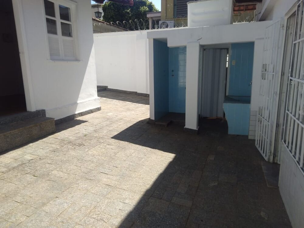 Casa à venda com 4 quartos, 300m² - Foto 5