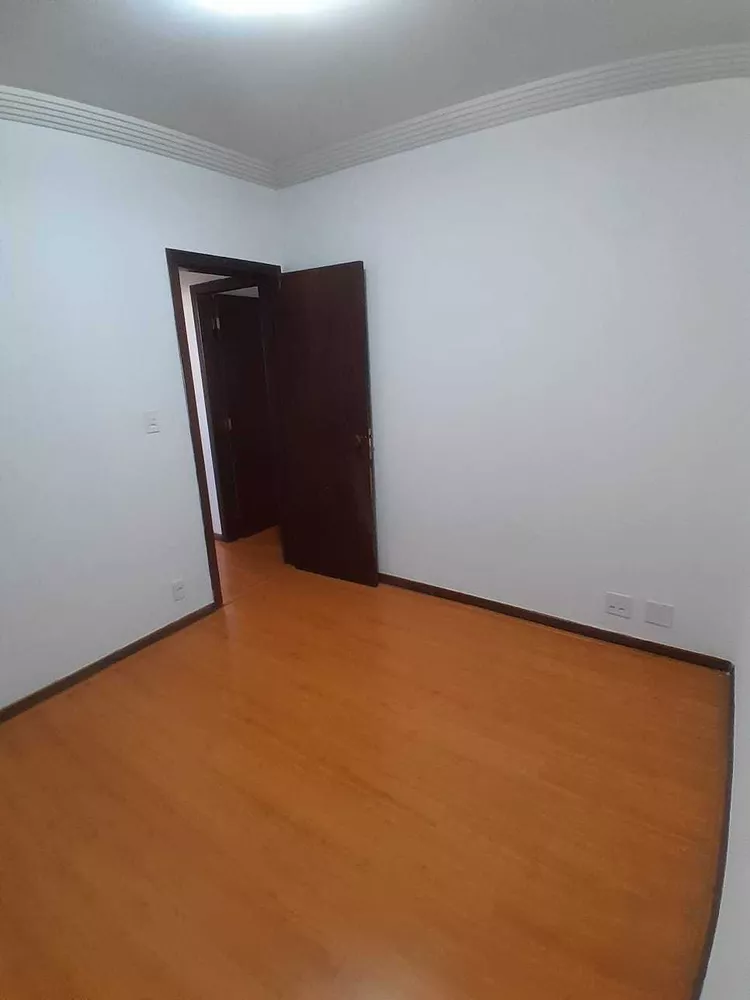 Apartamento à venda com 3 quartos, 100m² - Foto 21